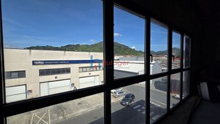 Nave industrial en venta en Gernika-Lumo