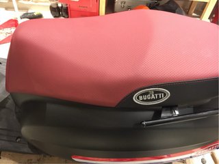 Daelim Besbi Scooter Negra y Roja