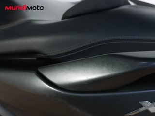YAMAHA X-MAX 125