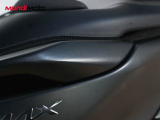 YAMAHA X-MAX 125