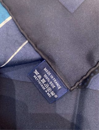 Hermes Carré Edizione Limitata Leopardi