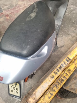 DESPIECE Aprilia Sonic 49cc Scooter 2001-2006