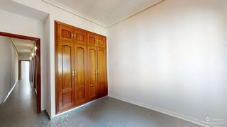 Piso en venta en Los Remedios en Sevilla