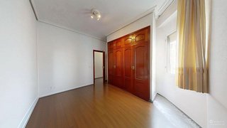Piso en venta en Los Remedios en Sevilla