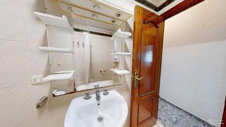 Piso en venta en Los Remedios en Sevilla