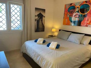 Piso en venta en Los Naranjos - Las Brisas en Marbella