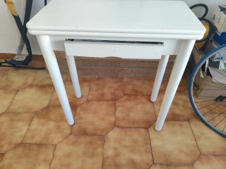 Mesa de cocina extensible blanca