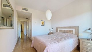 Piso en venta en Puerto de la Duquesa en Manilva