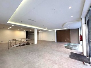 Local comercial en alquiler en Centre - Estació en Sant Cugat del Vallès