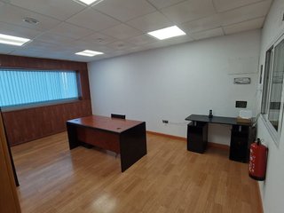 Nave industrial en alquiler en La Estación en Badajoz