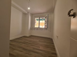 Piso en alquiler en Cervantes en Granada