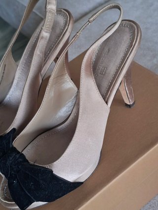 Zapatos tacón destalonados Gloria Ortiz T36