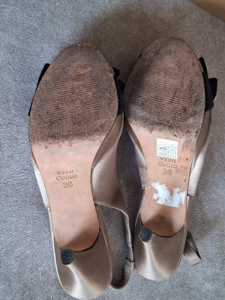 Zapatos tacón destalonados Gloria Ortiz T36