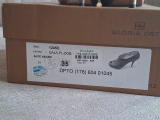 Zapatos tacón destalonados Gloria Ortiz T36