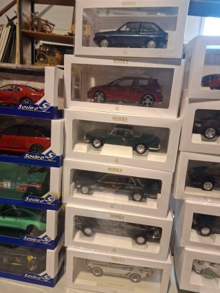Modelli di Auto Norev 1:18 (Prezzi Variabili)
