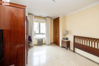 Piso en venta en Camino de Ronda - Rosaleda en Granada