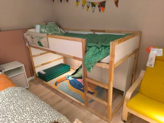 Litera Ikea con colchón ( forro lavable)