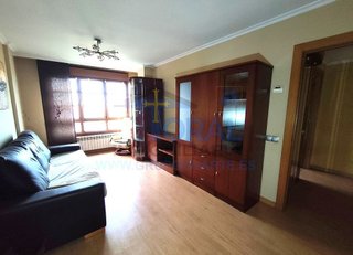 Piso en venta en El Polígono en Gijón