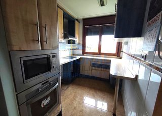 Piso en venta en El Polígono en Gijón