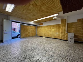 Local comercial en alquiler en Riera Alta - Llatí en Santa Coloma de Gramanet
