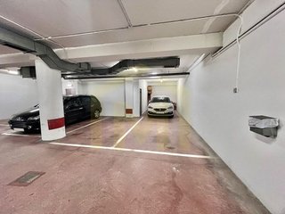 Local comercial en alquiler en El Llano en Gijón