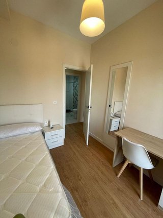 Piso en alquiler en Polígono Cartuja – La Paz en Granada