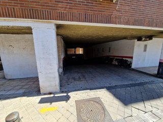 Garaje en alquiler en Las Dehesillas - Vereda de los Estudiantes en Leganés