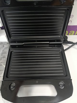 SANDWICHERA SEVERIN 3 IN 1