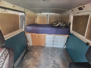 Volkswagen Transporter T4 Camper 2.5 TDI Averiada
