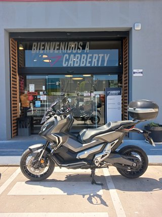 Honda X-ADV 750 Gris