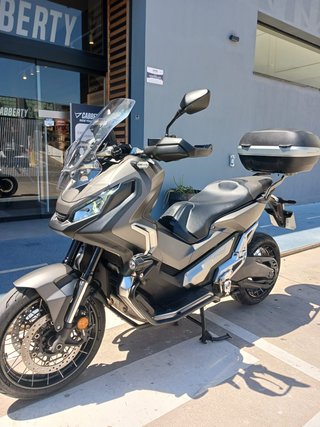 Honda X-ADV 750 Gris