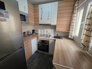Piso en venta en La Goleta - San Felipe Neri en Málaga
