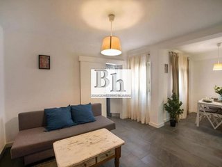 Piso en venta en La Goleta - San Felipe Neri en Málaga