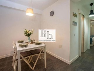 Piso en venta en La Goleta - San Felipe Neri en Málaga