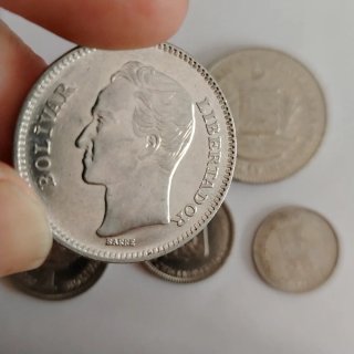Lote 5 Monedas Venezuela Bolivares.