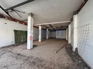 Local comercial en venta en Valdepeñas