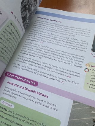 Historia, 4 ESO, Serie Descubrimos, Proyecto Co...