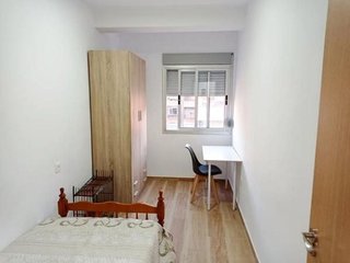 Piso en alquiler en Camino de Ronda - Rosaleda en Granada