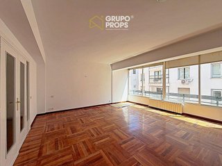 Piso en alquiler en Almagro en Madrid
