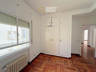Piso en alquiler en Almagro en Madrid