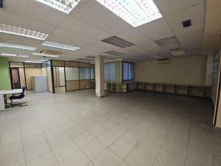 Local comercial en alquiler en Barrio de Abando en Bilbao