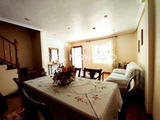 Casa adosada en venta en Zona Pueblo en Guardamar del Segura