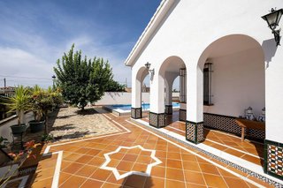 Chalet en venta en Ogíjares