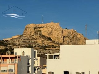 Piso en venta en Centro en Alicante