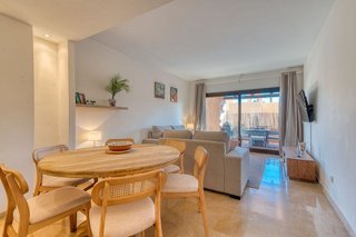 Piso en venta en Puerto de la Duquesa en Manilva