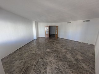 Piso en alquiler en Teatinos en Málaga