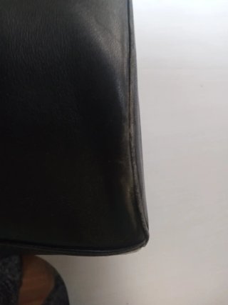 Bolso de piel negro Antoni