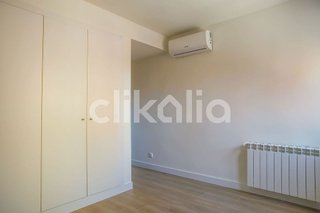 Piso en venta en Valdeacederas en Madrid