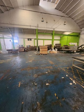 Nave industrial en alquiler en Centre en Hospitalet de Llobregat, L´