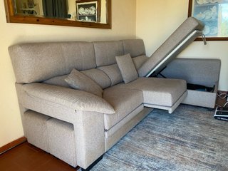 Sofá modular L con arcón y asientos extraíbles